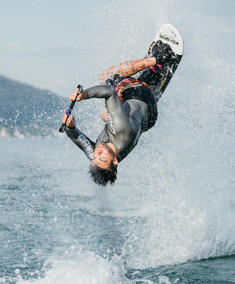 Dominic  Kuhn  Dominic Kuhn trägt Camaro Prallschutzweste